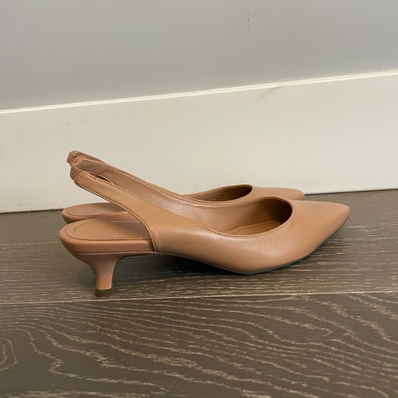 Vionic slingbacks - Picture 8 of 8